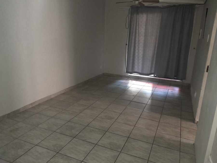 3 Bedroom Property for Sale in Geelhoutpark North West